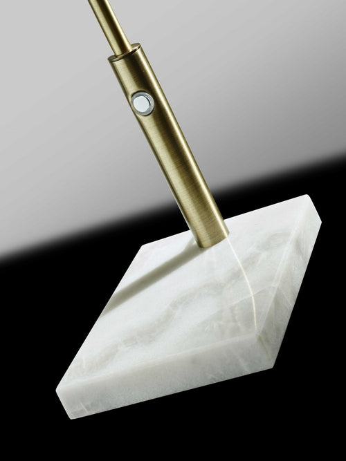 Lámpara de escritorio Aurelia Arc