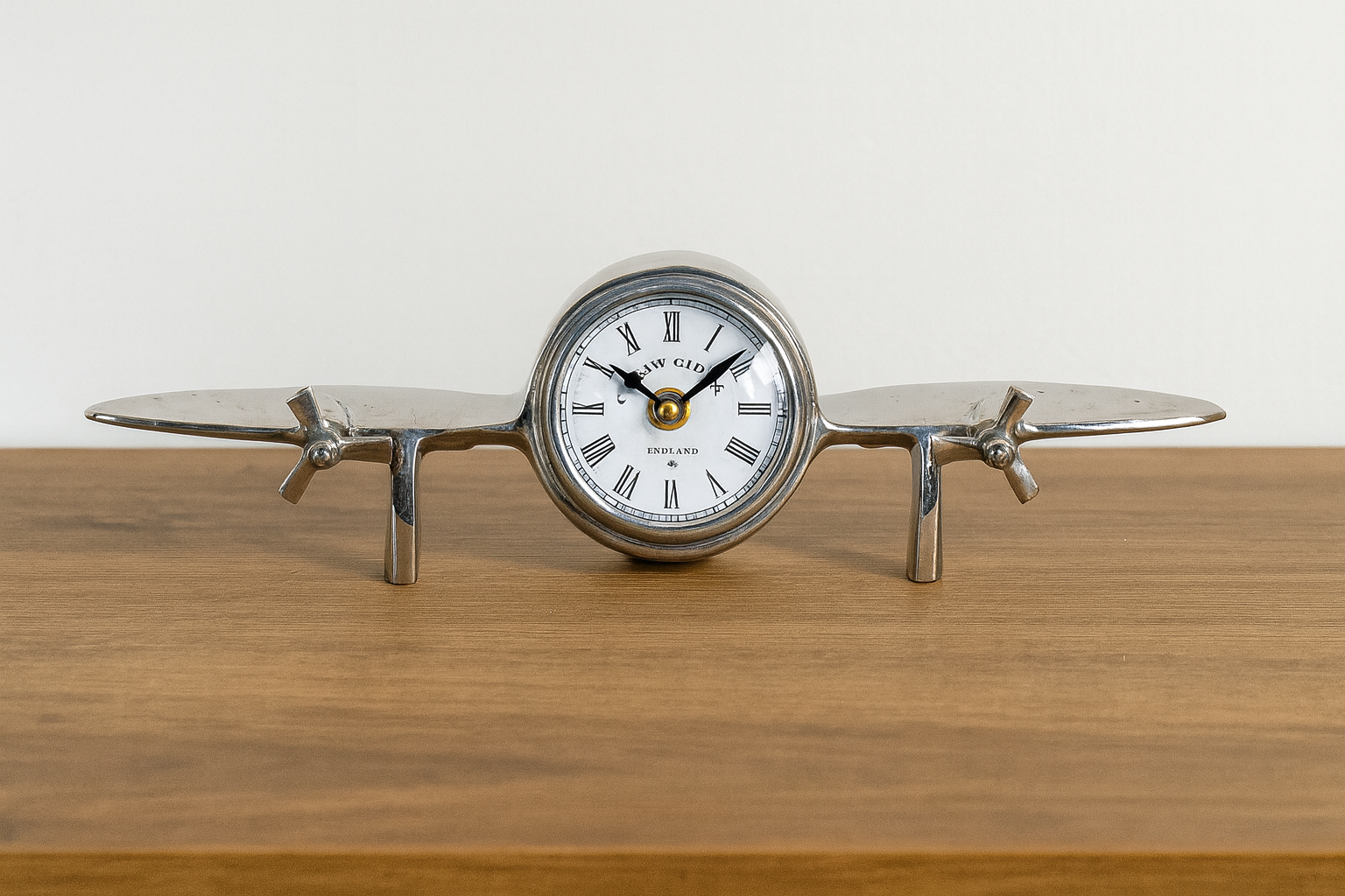 Reloj de mesa de avión vintage