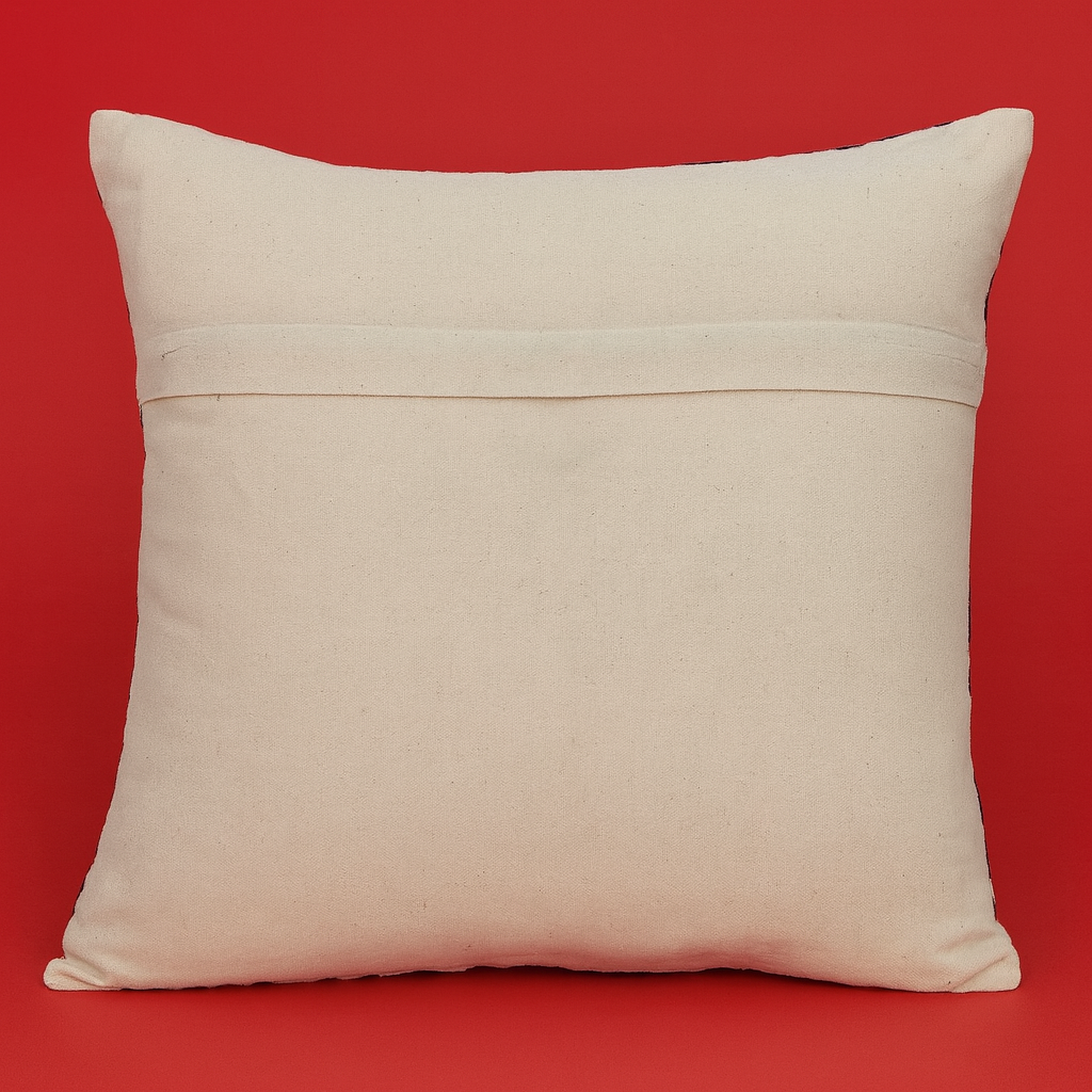 Cojín de terciopelo abstracto en blanco y negro 