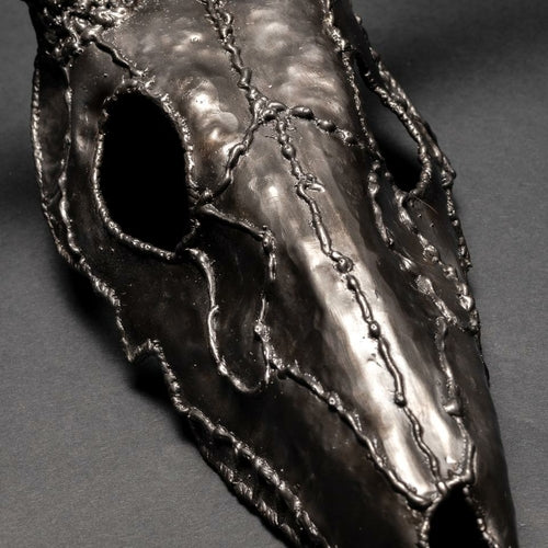 Montura de ciervo europea «El Fin»: Escultura de cráneo de ciervo de ocho puntas