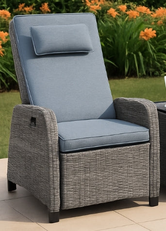 Adjustable Rattan Lounge Set with Coffee Table 2-Person