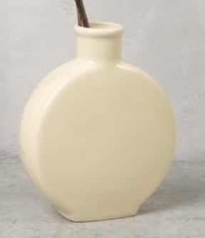 Escultura de llama de resina moderna Emberline