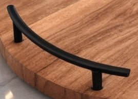 Rundes Serviertablett aus Hearthwood mit Eisengriffen