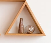 Estantes de pared de madera Arlo Trio – Juego de 3 estantes triangulares colgantes