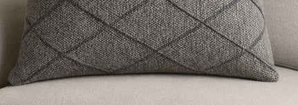 Cojín de algodón tejido con estampado de rombos