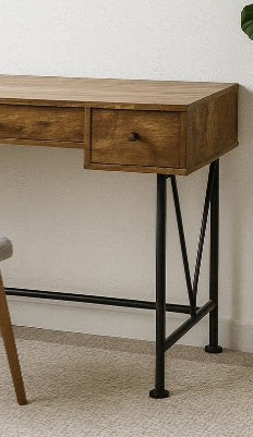 Rustikaler Schreibtisch im Landhausstil mit 3 Schubladen – Antikholz-Finish und schwarzem Metallgestell