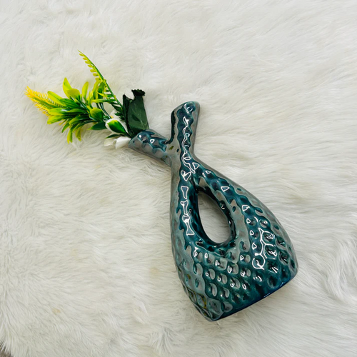 Jarrón de cerámica verde de dos bocas