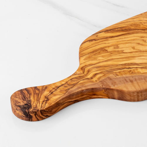 Tabla de cortar de madera de olivo hecha a mano con mango
